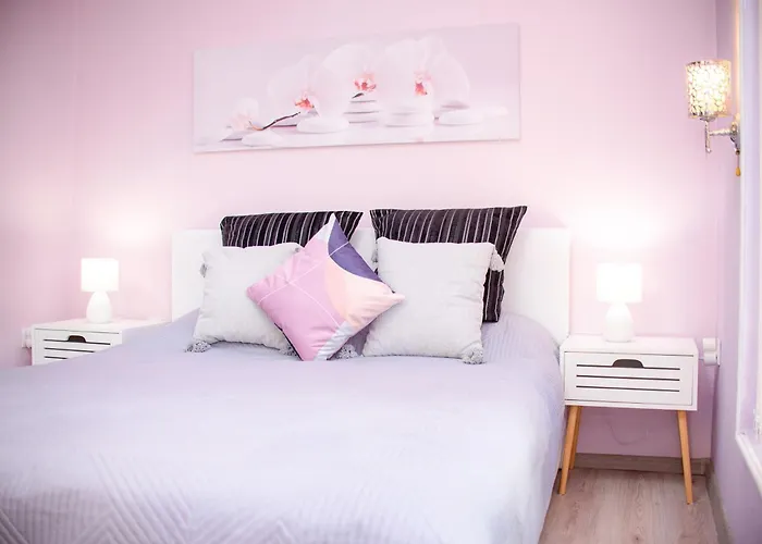 Апартаменти Violet *