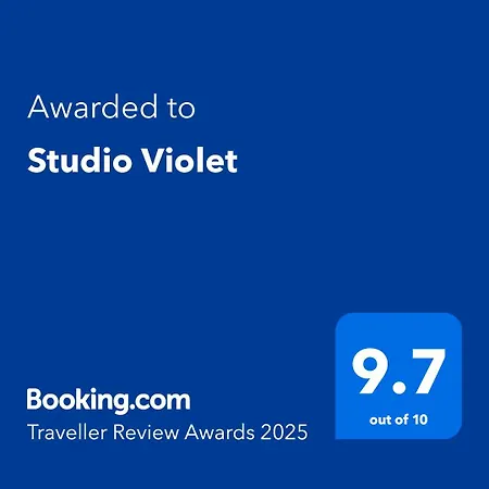 Violet Daire Burgaz